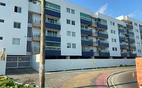 Bela Hospedagem - Imperial Bessa #408, pé na areia no Bessa, 02 vagas estacionamento fixas